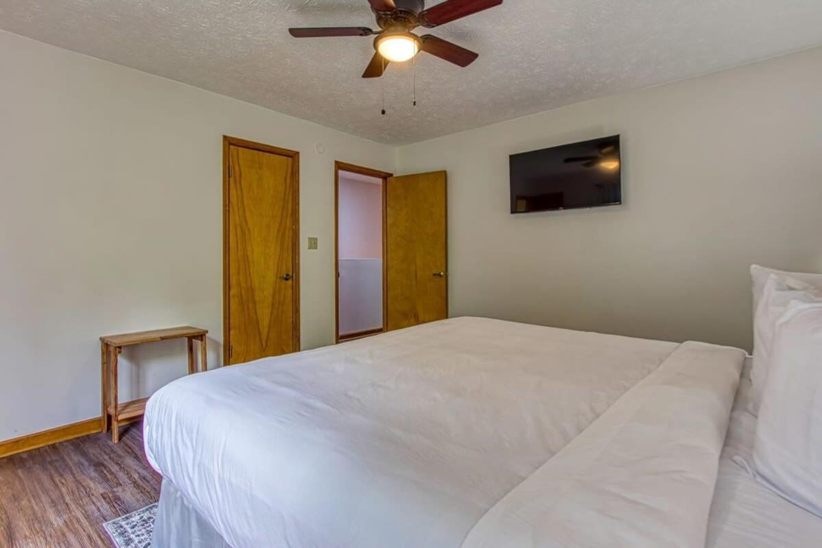 Pinecrest Townhomes-1King-2Queen Unit-Renovated Pigeon Forge Luaran gambar