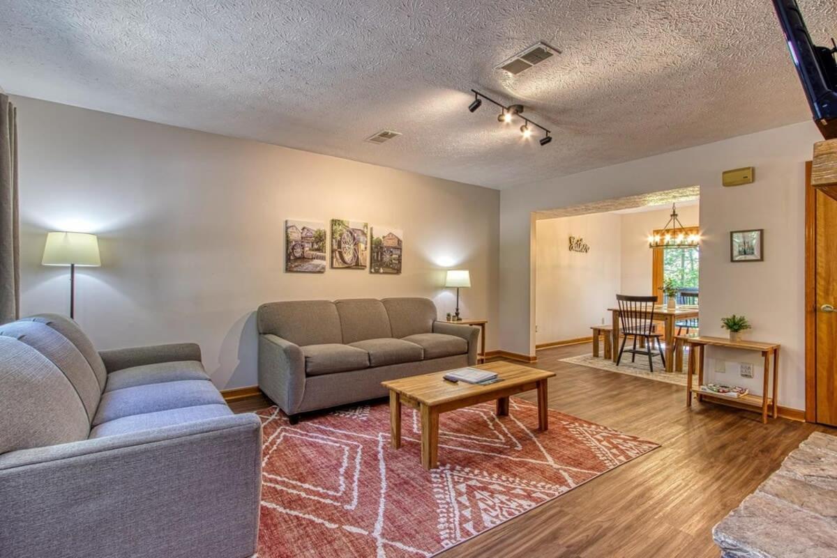 Pinecrest Townhomes-1King-2Queen Unit-Renovated Pigeon Forge Luaran gambar