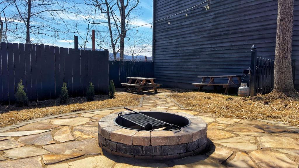 Pinecrest Townhomes-1King-2Queen Unit-Renovated Pigeon Forge Luaran gambar
